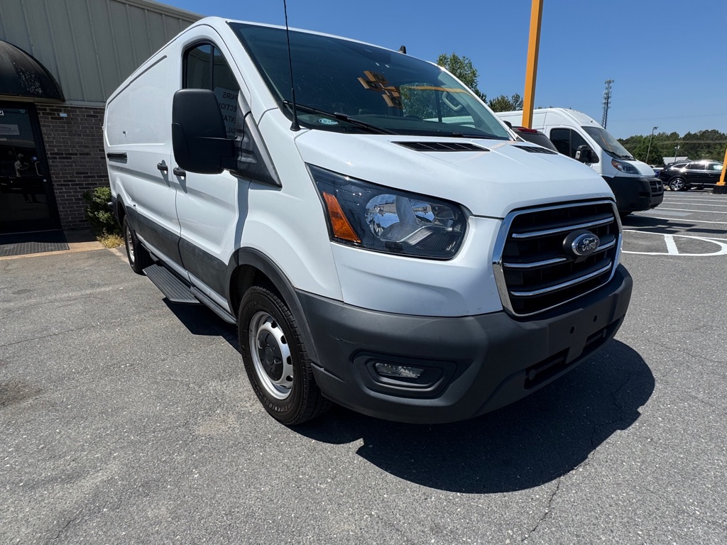 Photo 3 of this FORD TRANSIT