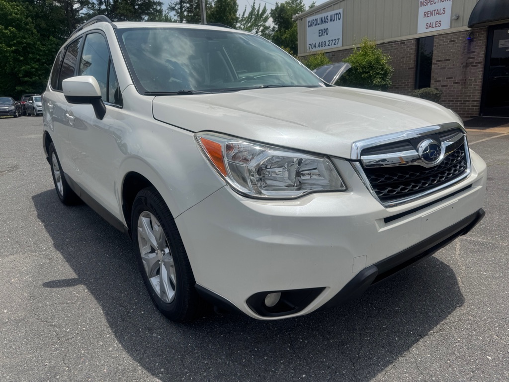 Photo 3 of this SUBARU FORESTER