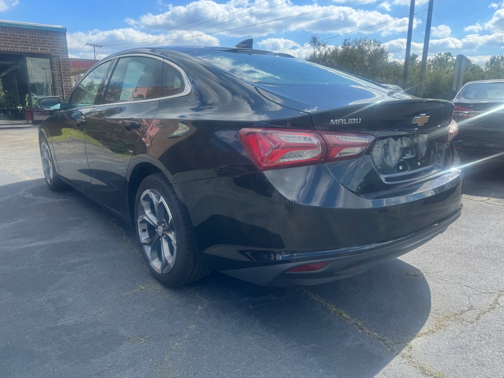 Photo 8 of this CHEVROLET MALIBU