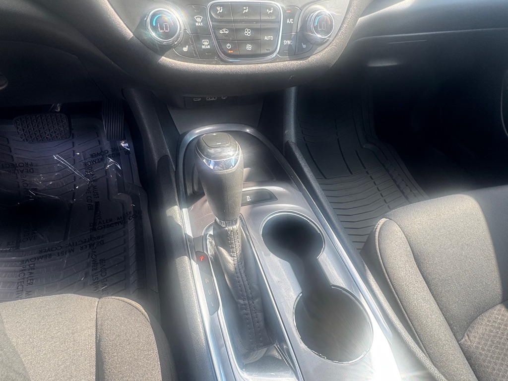 Photo 16 of this CHEVROLET MALIBU