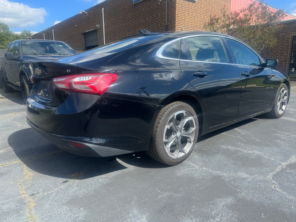 Photo 6 of this CHEVROLET MALIBU