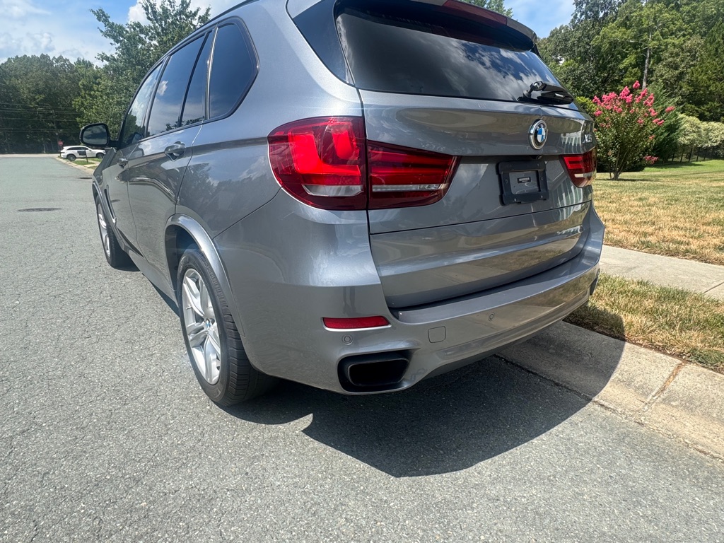 Photo 8 of this BMW X5