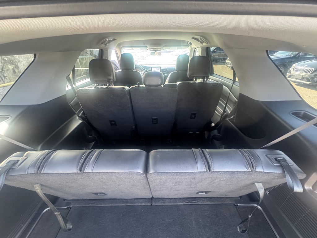 Photo 13 of this FORD EXPLORER