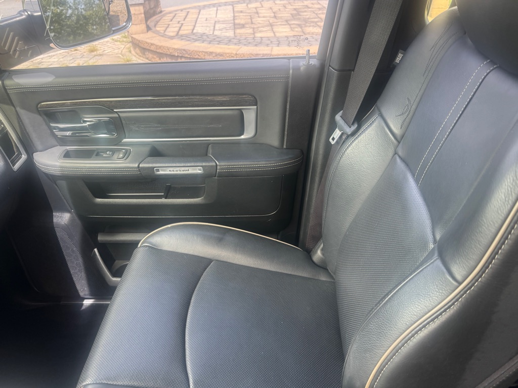 Photo 22 of this RAM 1500