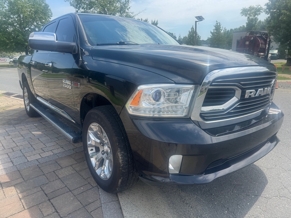 Photo 5 of this RAM 1500