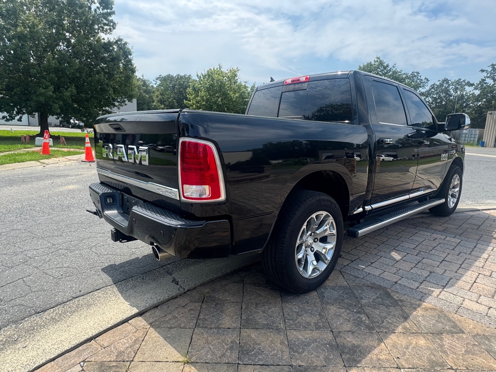 Photo 7 of this RAM 1500