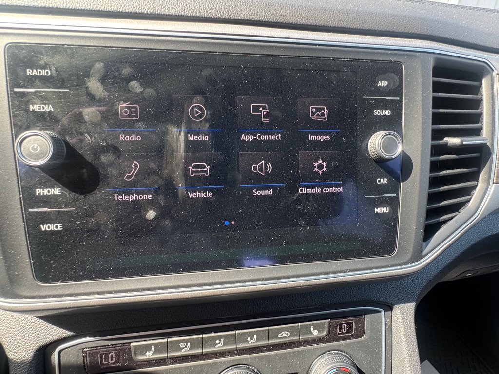 Photo 19 of this VOLKSWAGEN ATLAS