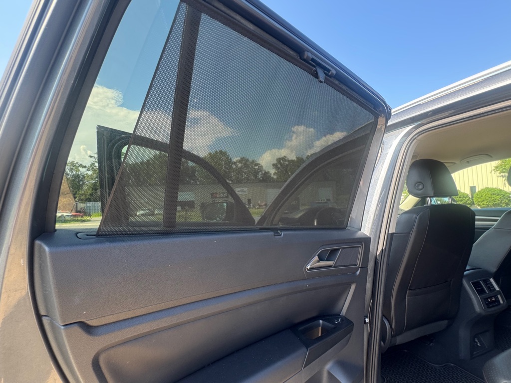 Photo 21 of this VOLKSWAGEN ATLAS