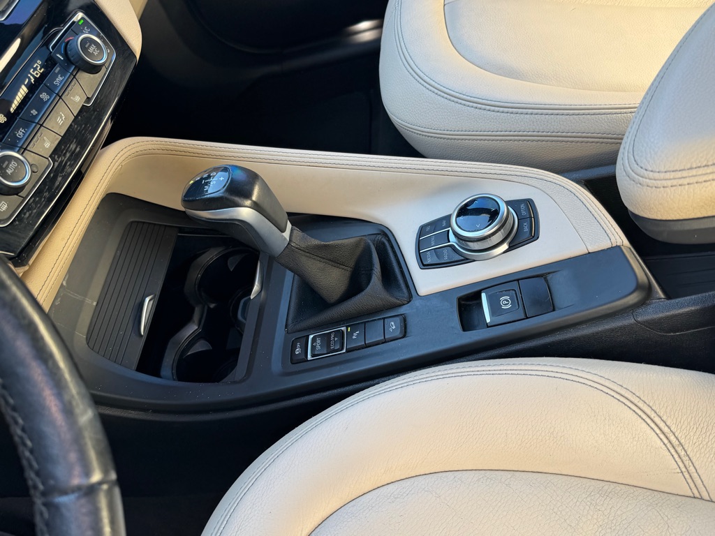 Photo 12 of this BMW X1