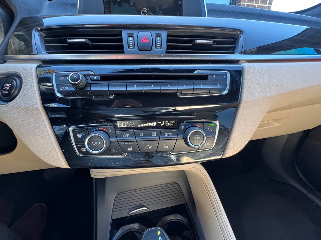 Photo 18 of this BMW X1