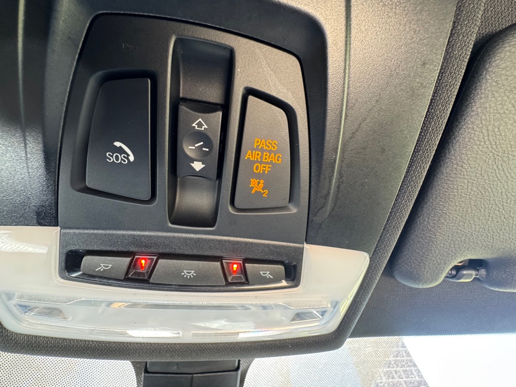 Photo 19 of this BMW X1