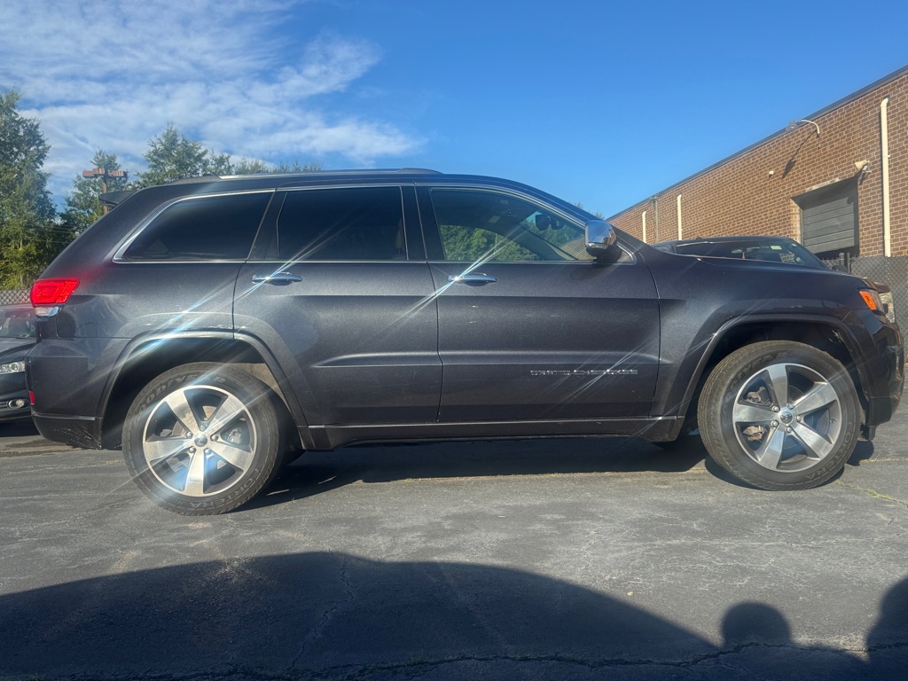Photo 8 of this JEEP GRAND CHEROKEE