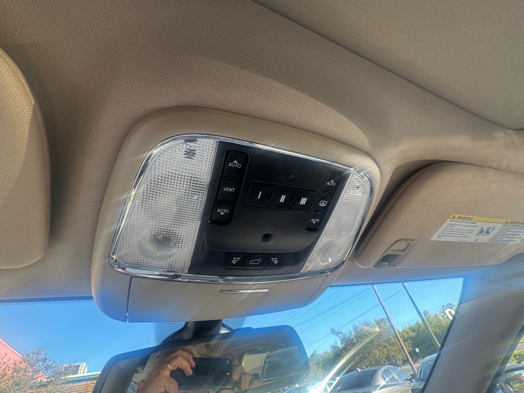 Photo 16 of this JEEP GRAND CHEROKEE