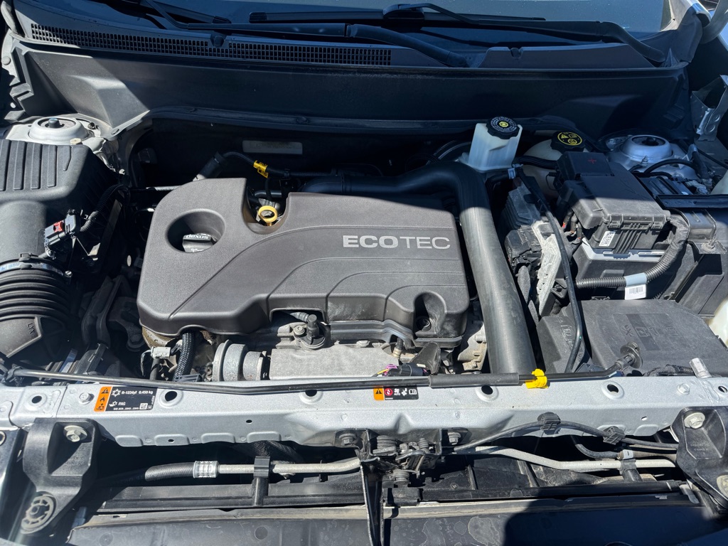Photo 26 of this CHEVROLET EQUINOX