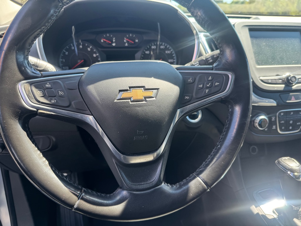 Photo 13 of this CHEVROLET EQUINOX