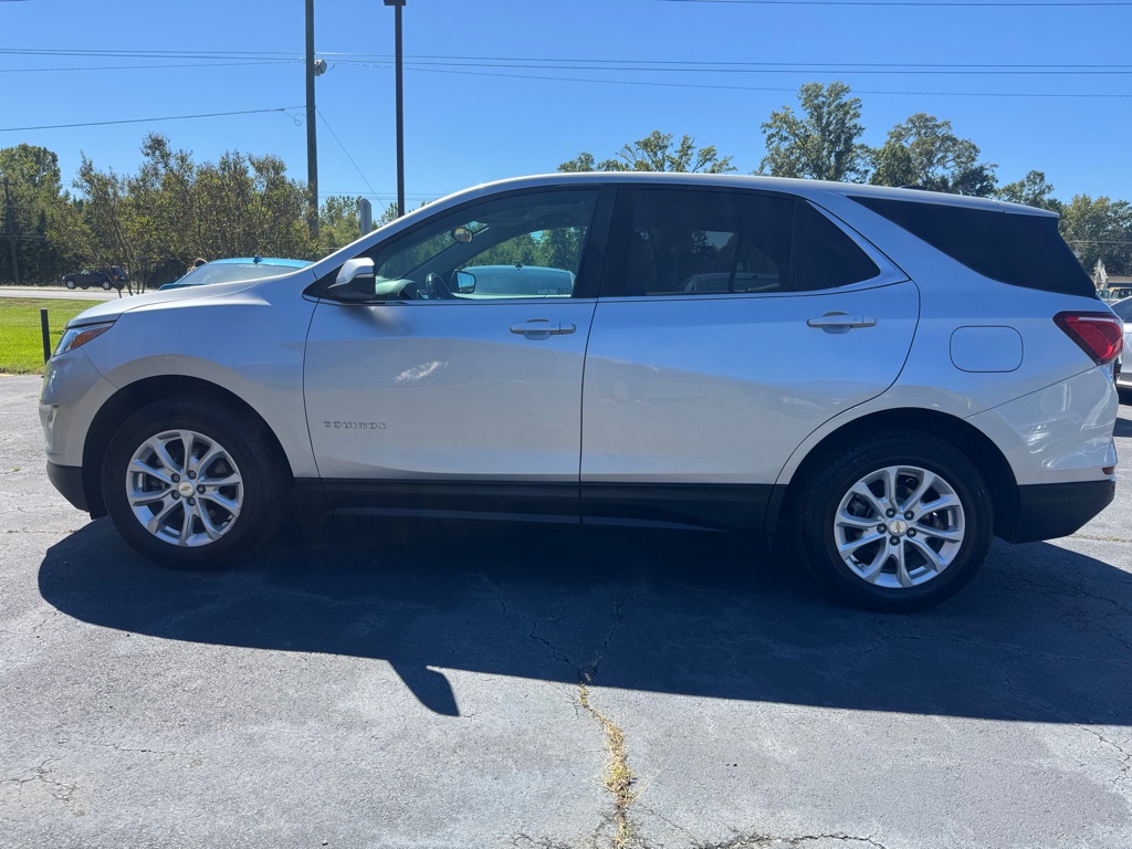 Photo 11 of this CHEVROLET EQUINOX