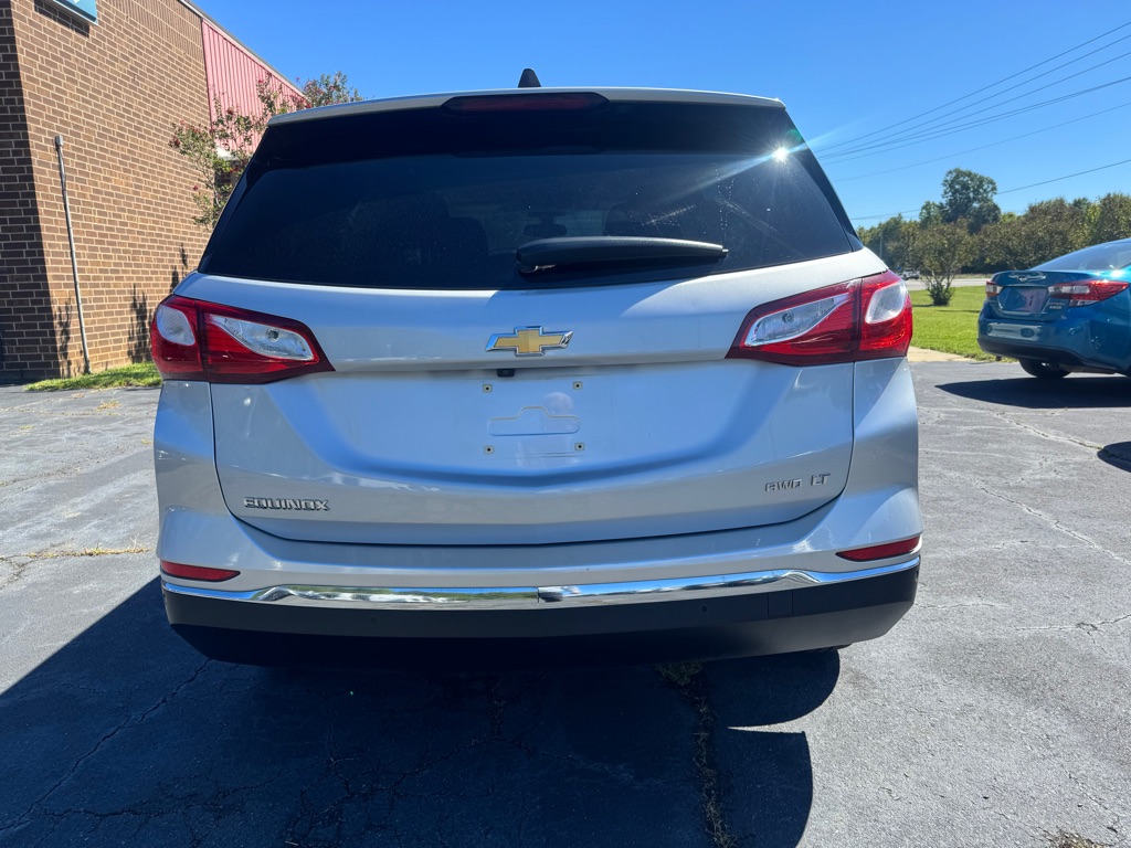 Photo 7 of this CHEVROLET EQUINOX