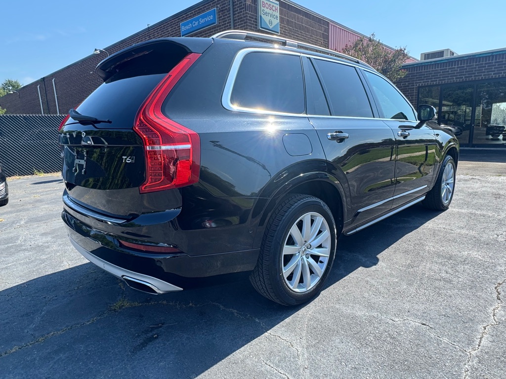 Photo 6 of this VOLVO XC90