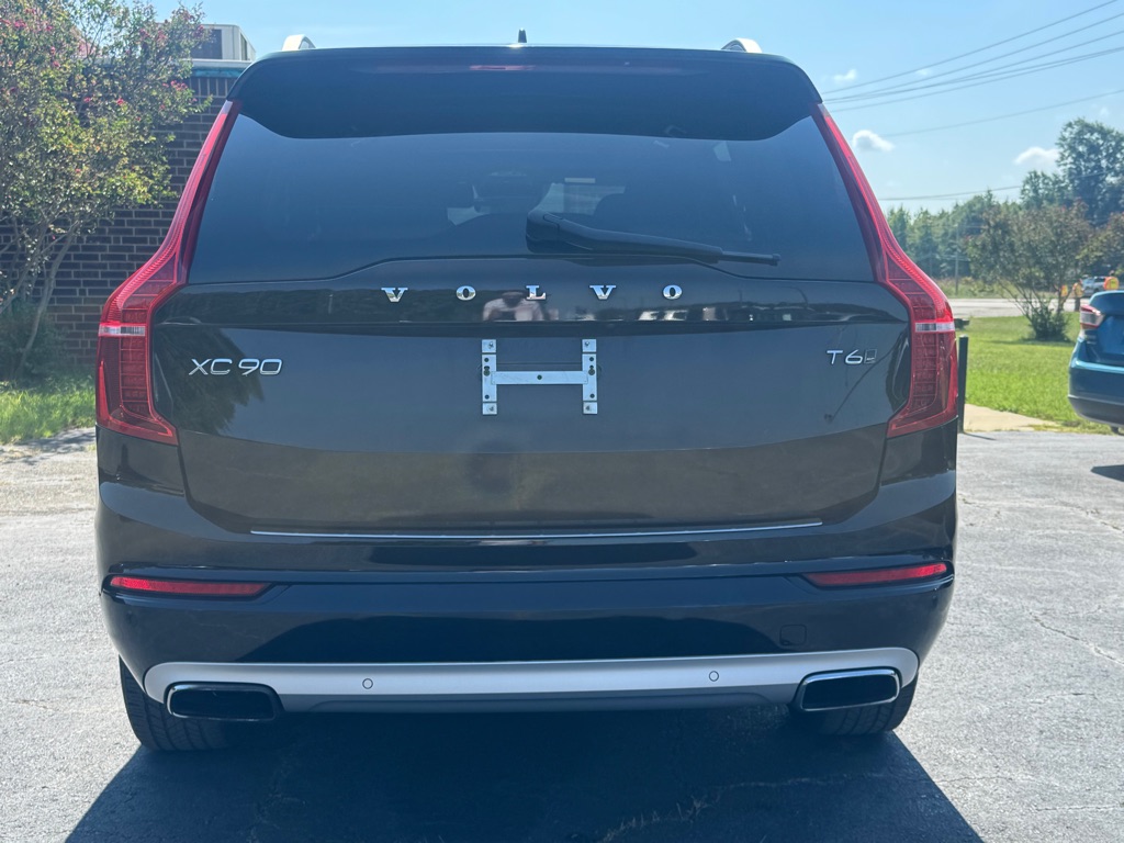 Photo 7 of this VOLVO XC90