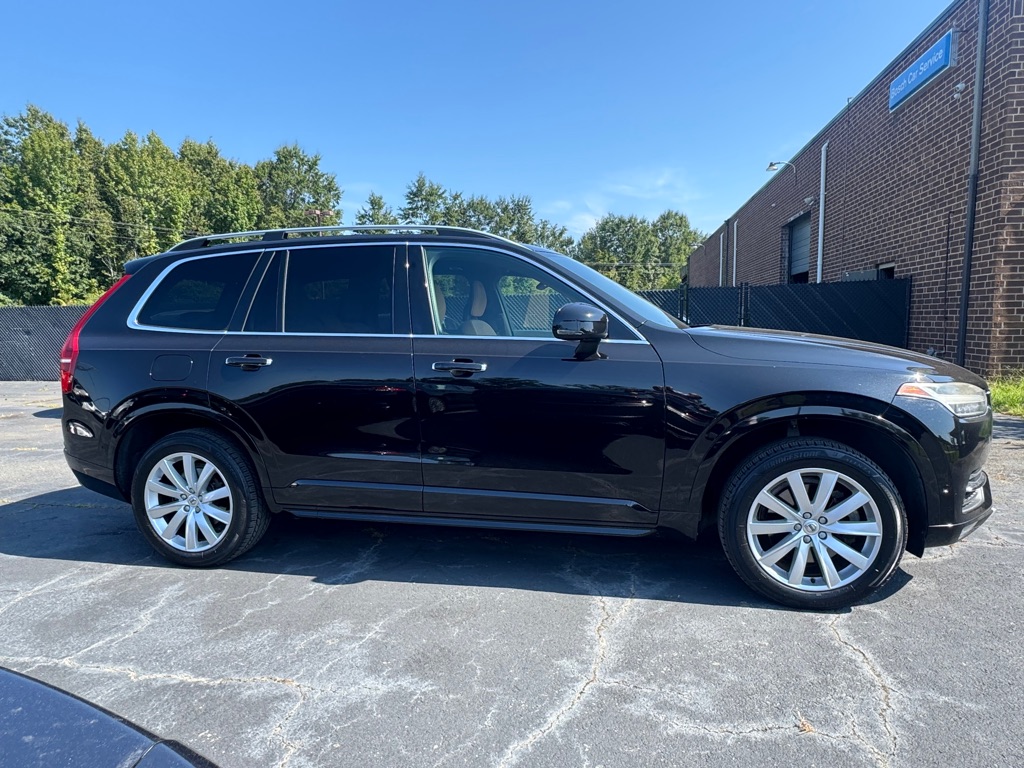 Photo 5 of this VOLVO XC90