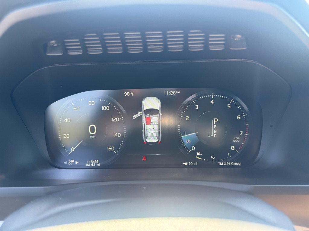 Photo 15 of this VOLVO XC90