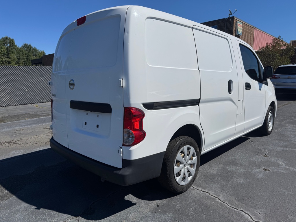 Photo 6 of this NISSAN NV200