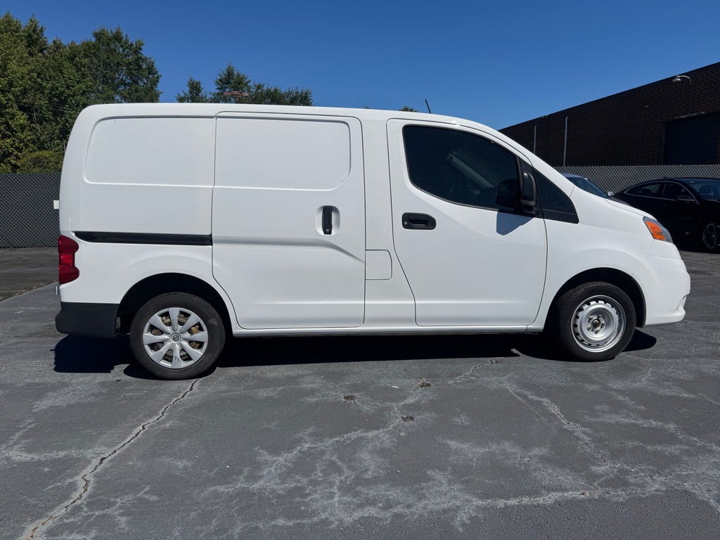 Photo 5 of this NISSAN NV200