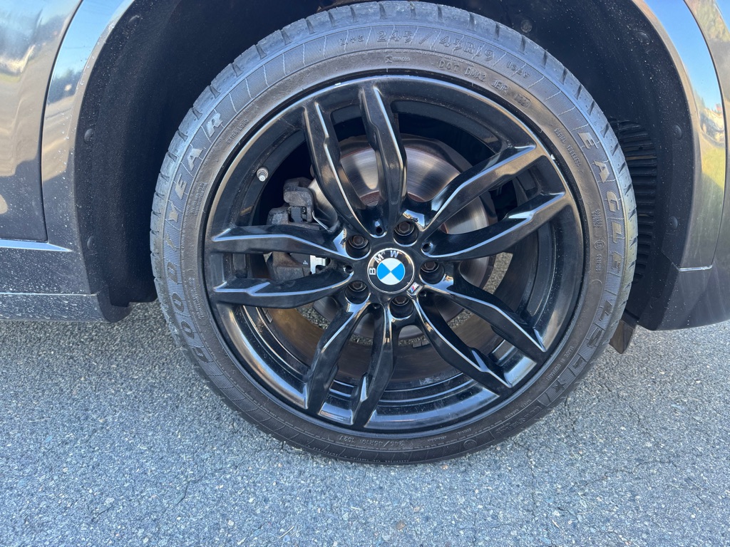 Photo 25 of this BMW X4