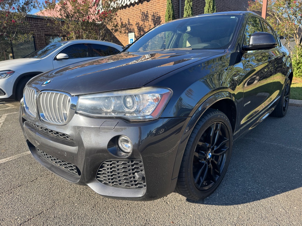 Photo 2 of this BMW X4