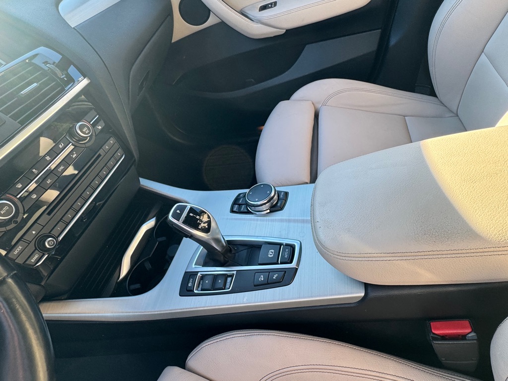 Photo 10 of this BMW X4
