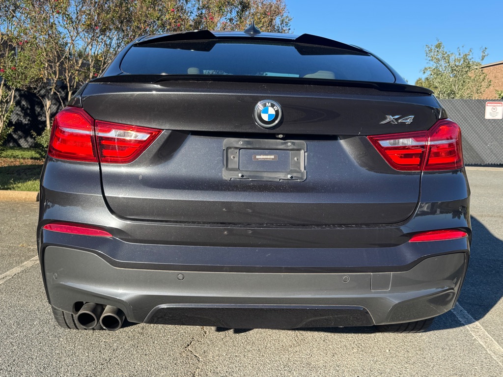 Photo 18 of this BMW X4