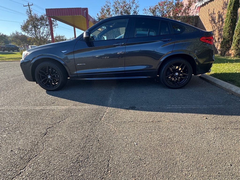 Photo 7 of this BMW X4