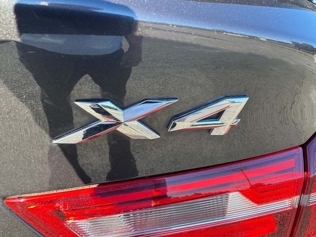 Photo 21 of this BMW X4