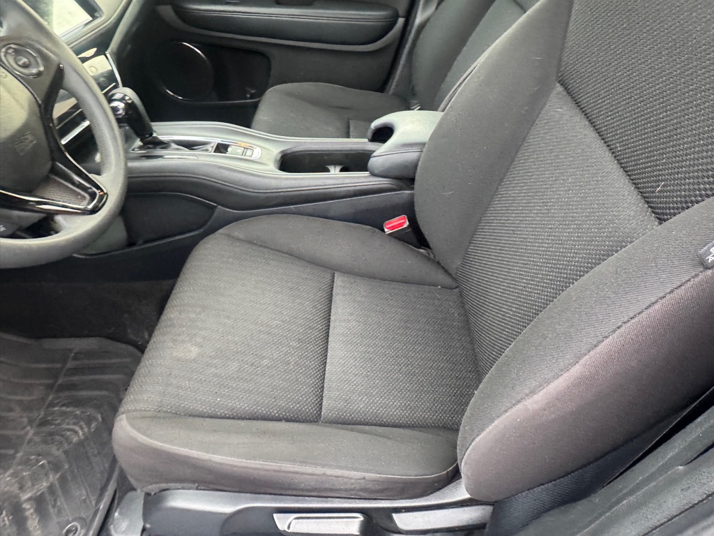 Photo 10 of this HONDA HR-V