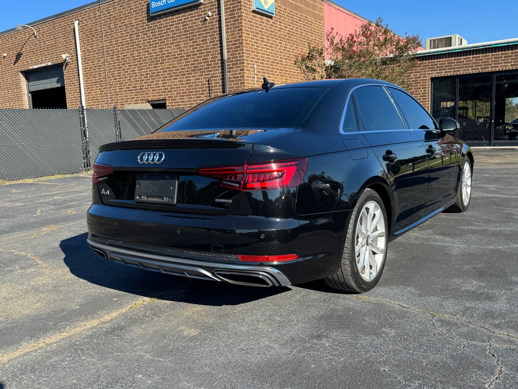 Photo 8 of this AUDI A4