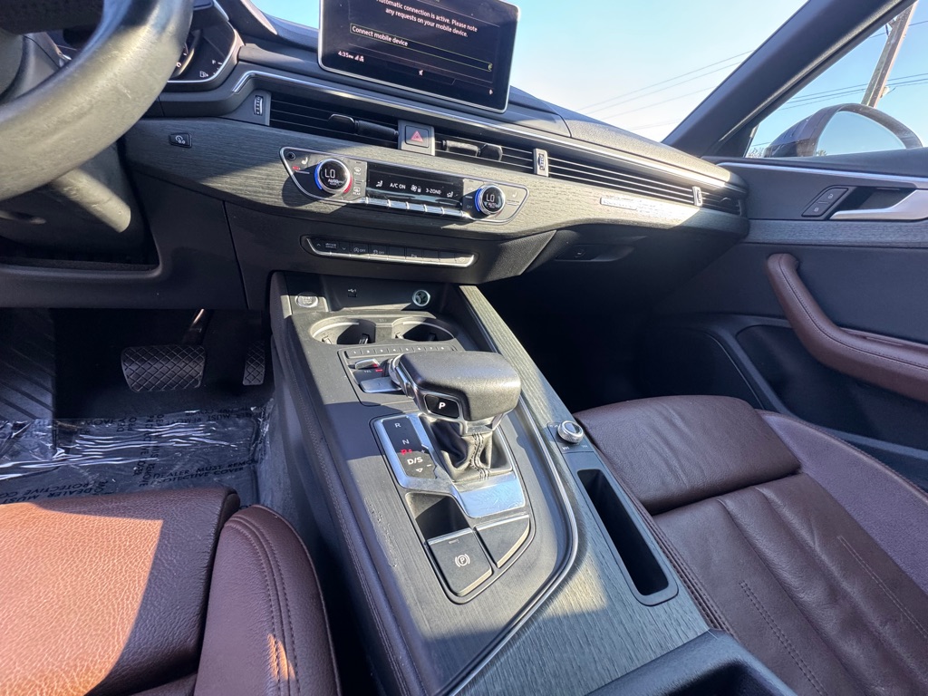Photo 15 of this AUDI A4