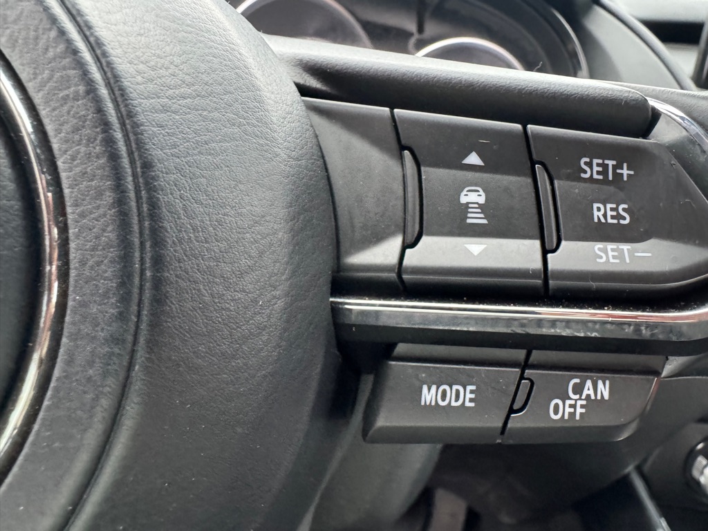 Photo 13 of this MAZDA CX-9