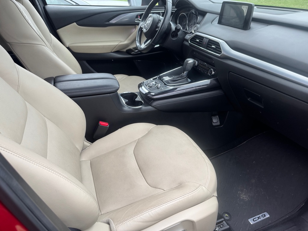 Photo 20 of this MAZDA CX-9