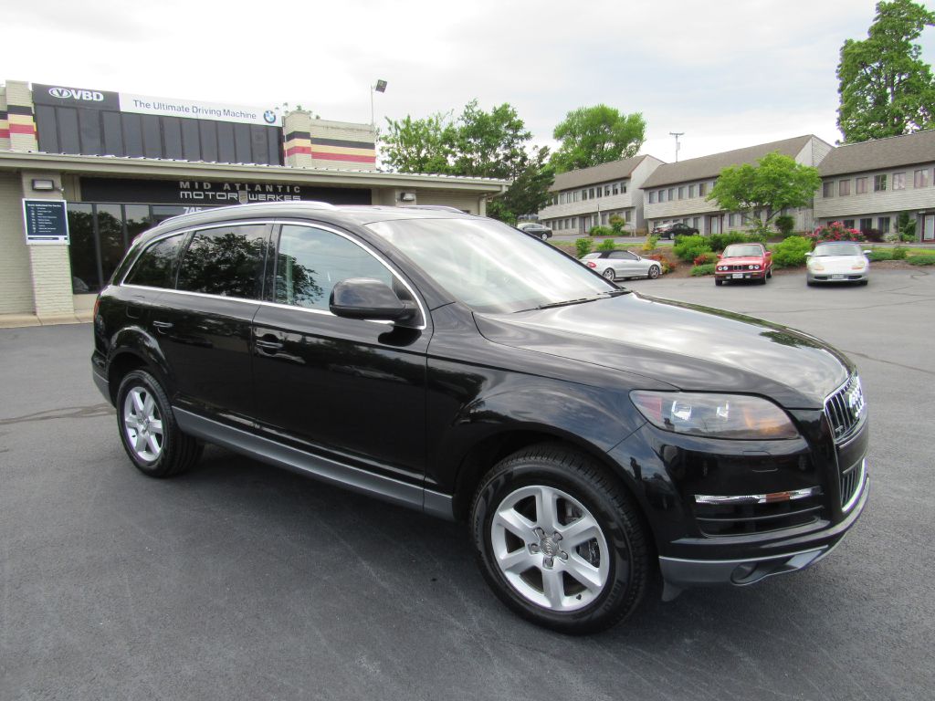 Image for 2011 Audi Q7 PREMIUM AWD 3rd Row-NAV-4 NEW Tires!
