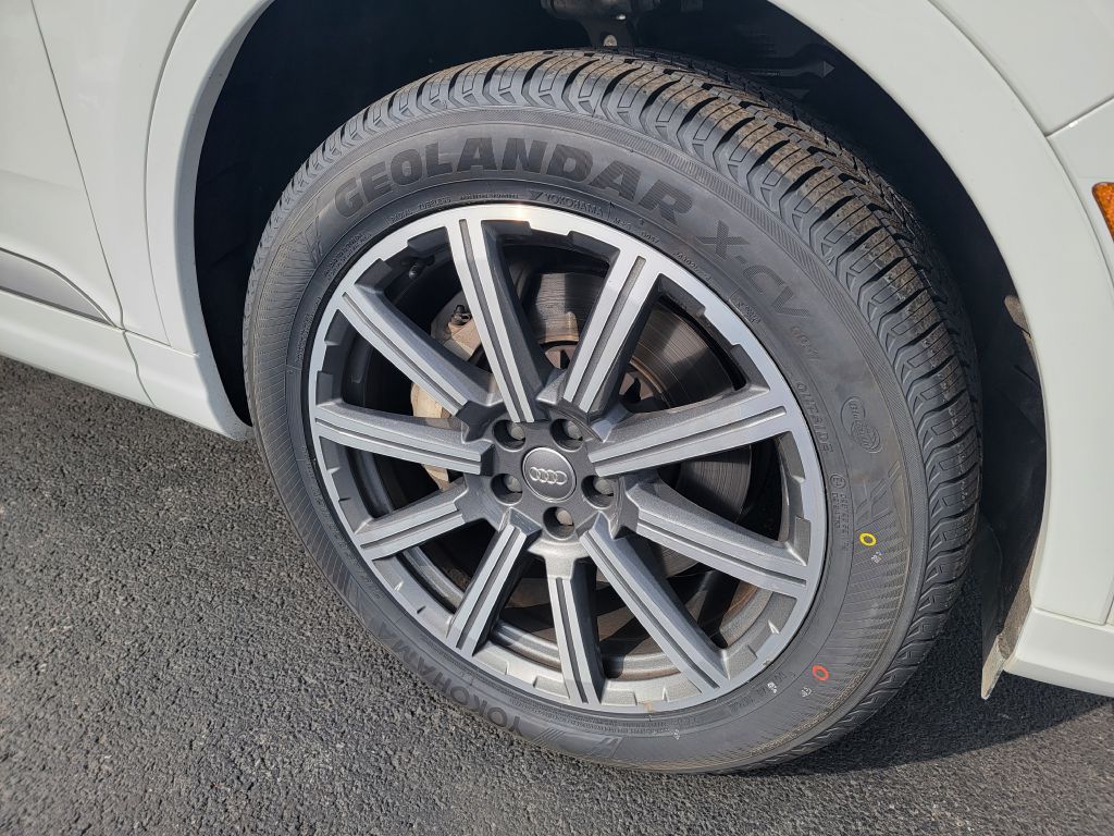 Image for 2017 Audi Q7 V6 PRESTIGE New Tires-Loaded Up-3rd Row