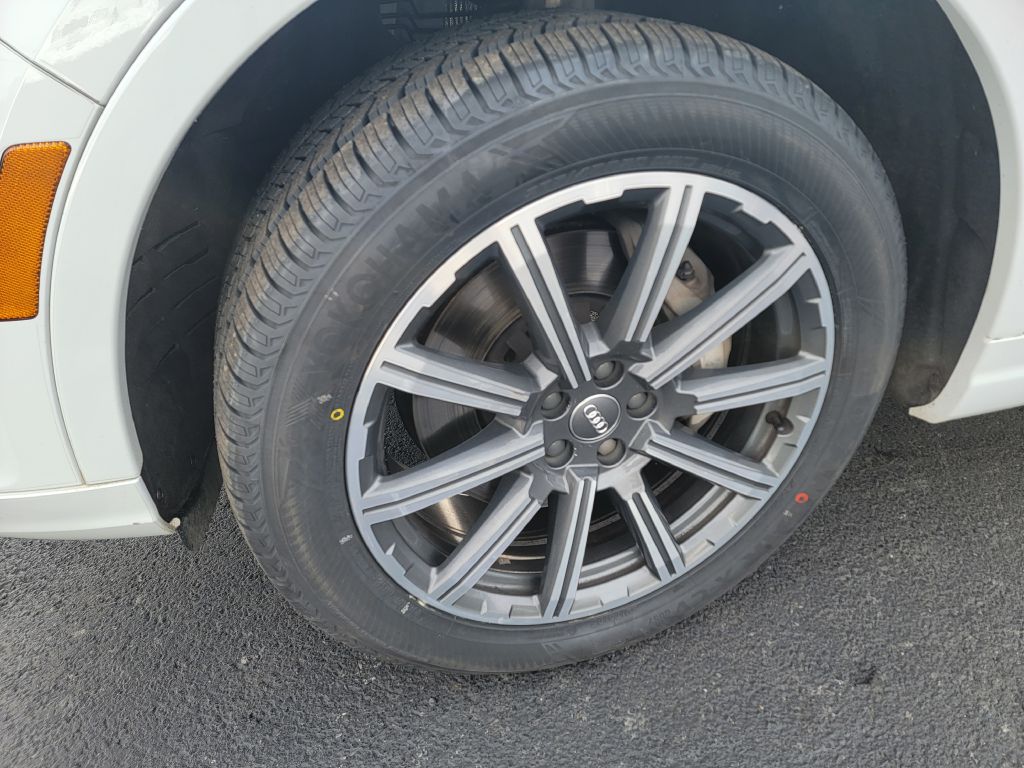 Image for 2017 Audi Q7 V6 PRESTIGE New Tires-Loaded Up-3rd Row