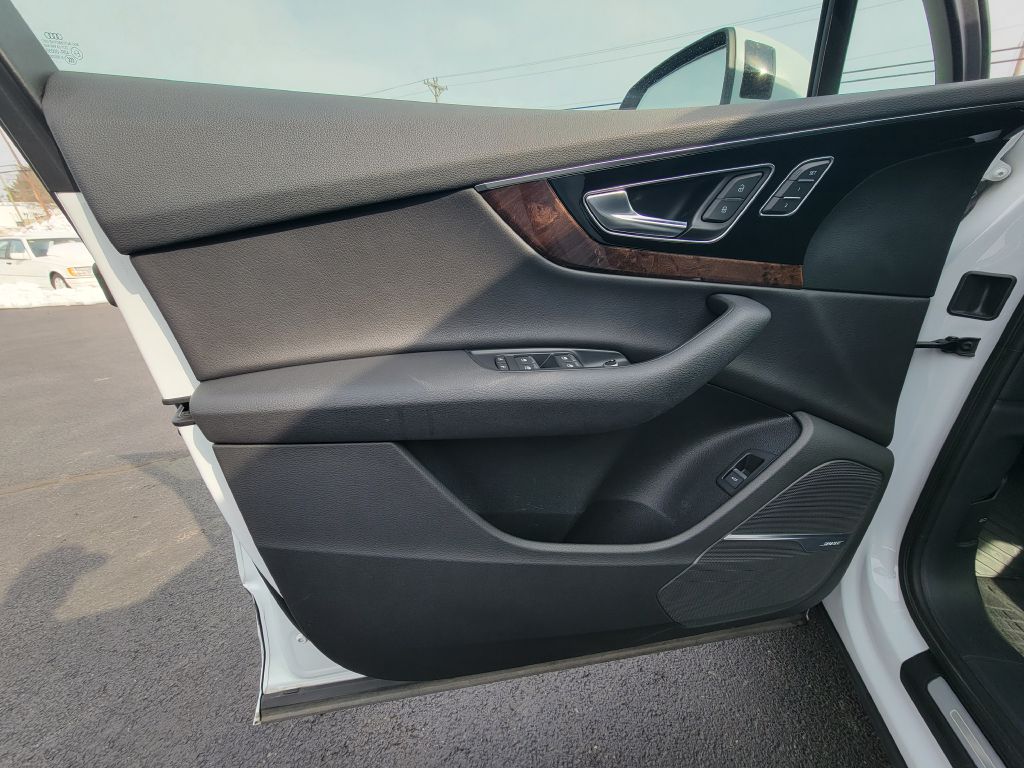 Image for 2017 Audi Q7 V6 PRESTIGE New Tires-Loaded Up-3rd Row