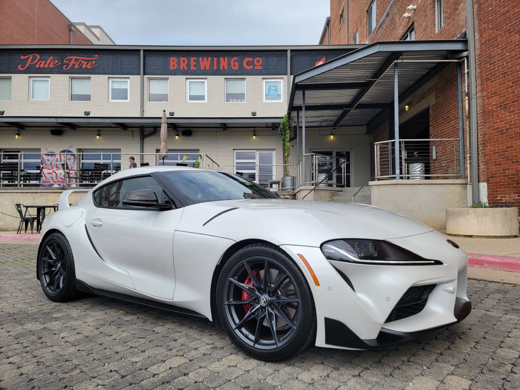 2023 Toyota Supra Premium photo 2