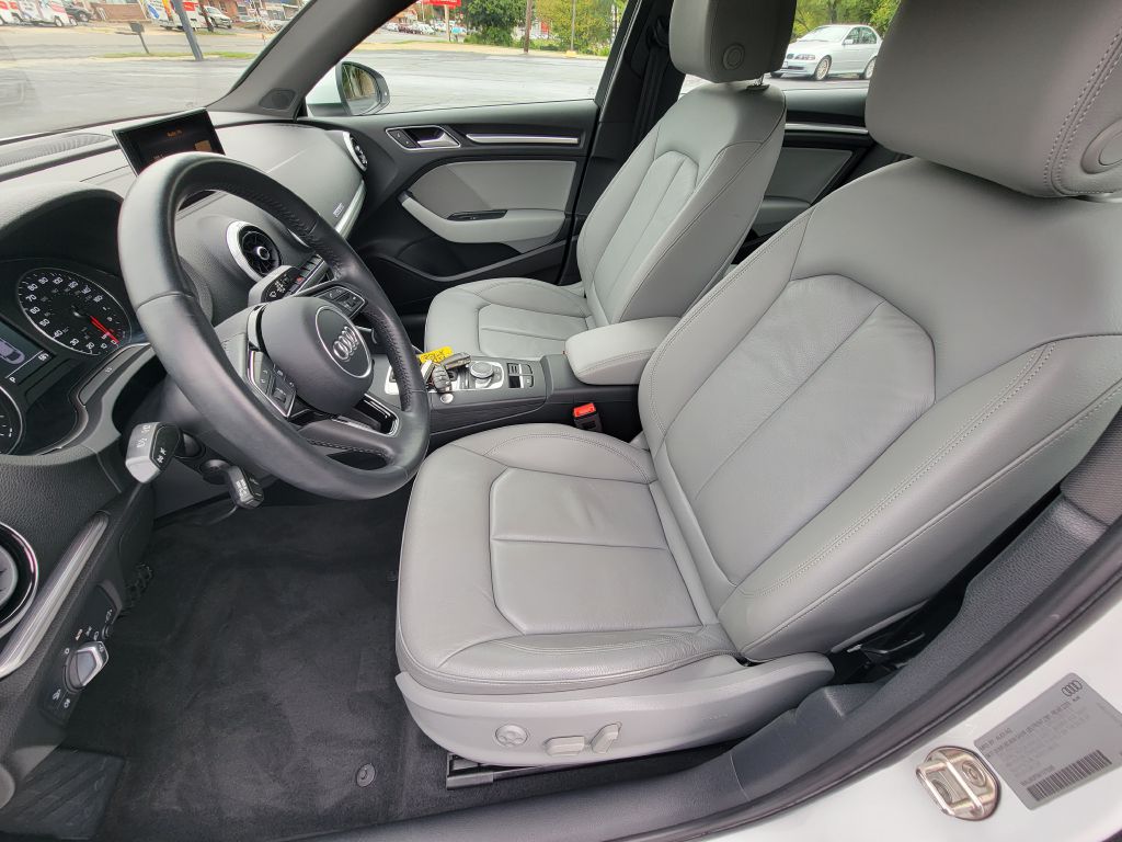 Image for 2017 Audi A3 QUATTRO S Tronic-Camera-S Line PERFECT