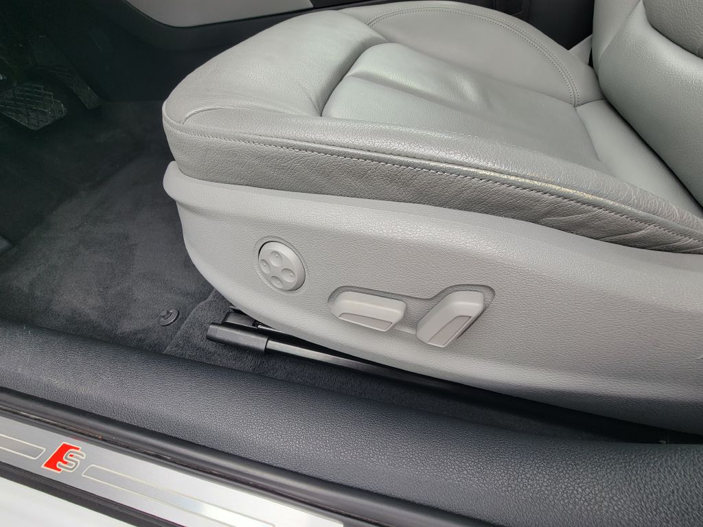 Image for 2017 Audi A3 QUATTRO S Tronic-Camera-S Line PERFECT