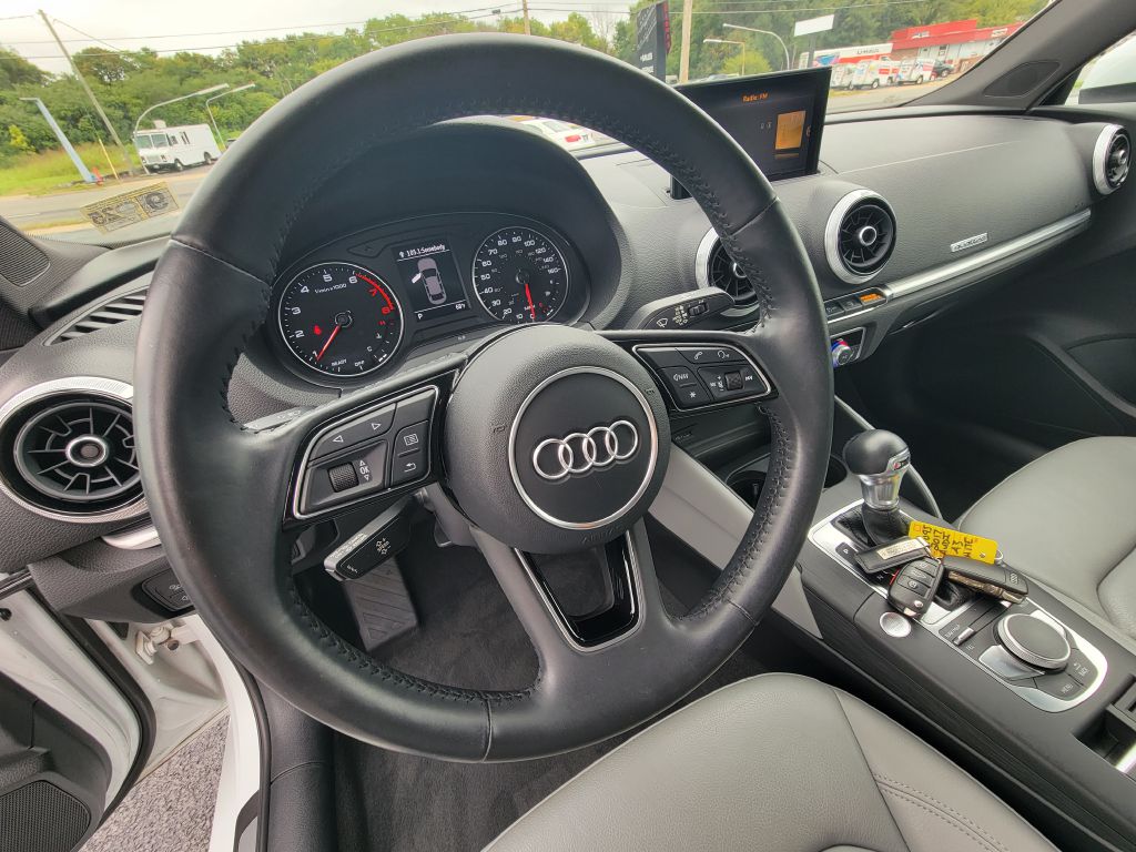 Image for 2017 Audi A3 QUATTRO S Tronic-Camera-S Line PERFECT