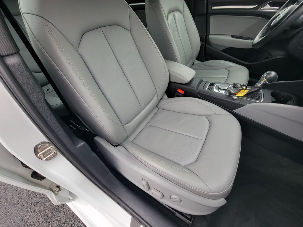 Image for 2017 Audi A3 QUATTRO S Tronic-Camera-S Line PERFECT