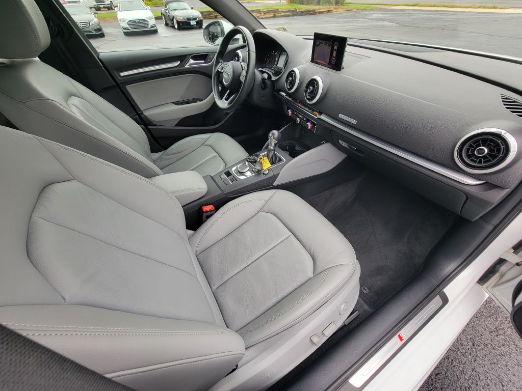 Image for 2017 Audi A3 QUATTRO S Tronic-Camera-S Line PERFECT