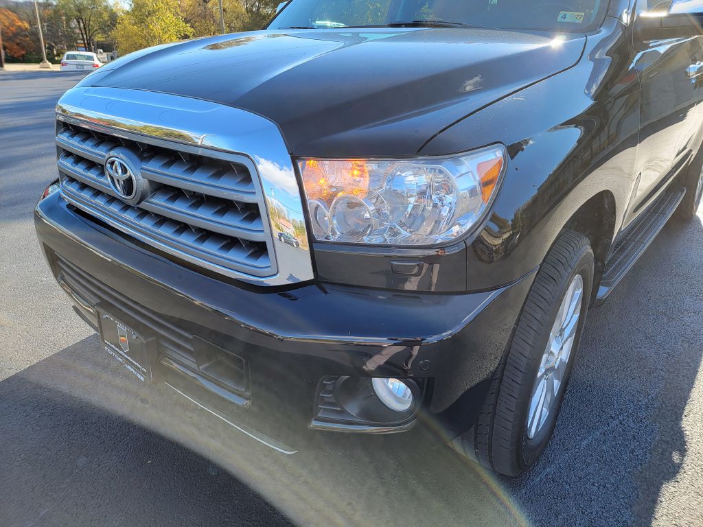 Image for 2013 Toyota SEQUOIA PLATINUM 4X4-DVD-Records!