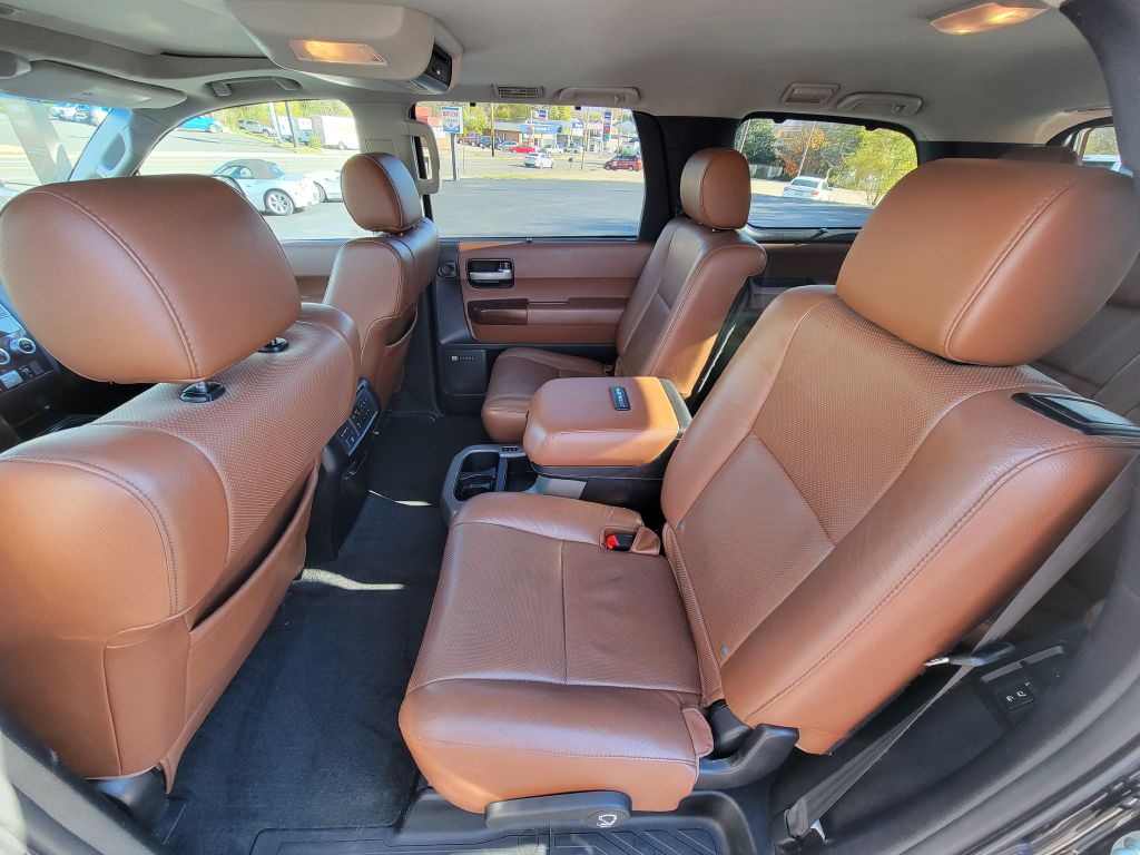 Image for 2013 Toyota SEQUOIA PLATINUM 4X4-DVD-Records!